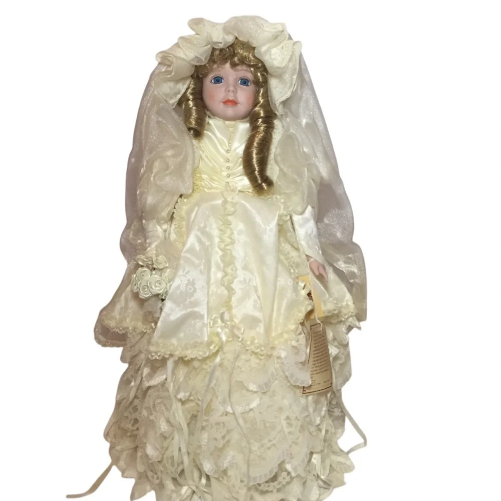 DYNASTY DOLLS Porcelain Bride Doll